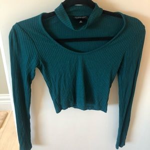 Topshop green long sleeve tee with choker